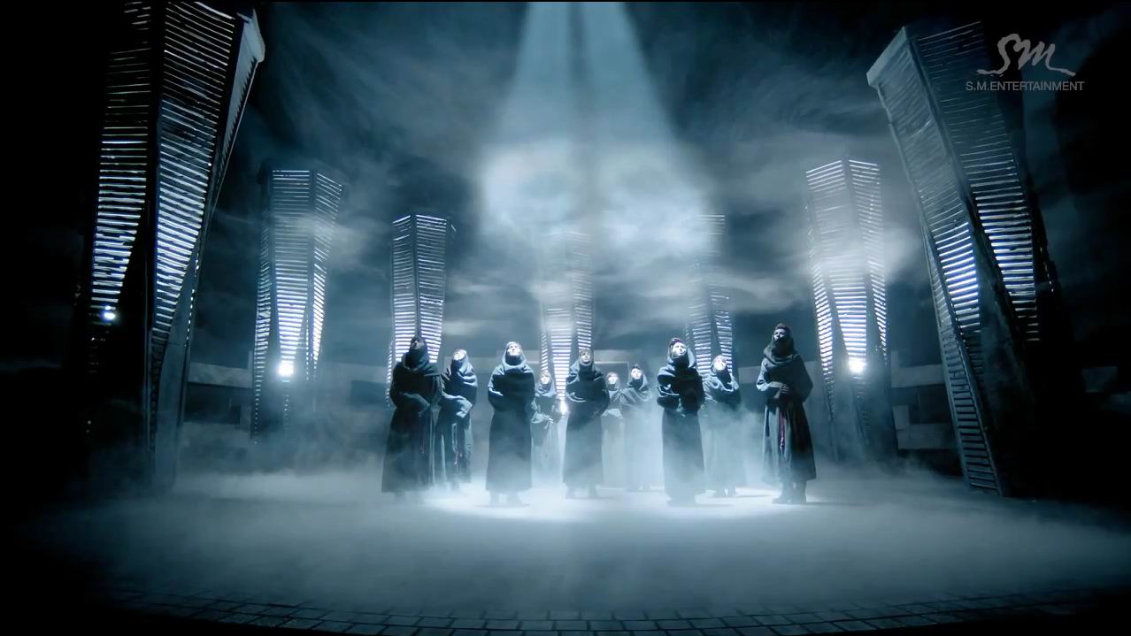 http://asianmusicinvasion.files.wordpress.com/2012/04/exo-mama-disciples-looking-up-front-view.jpg